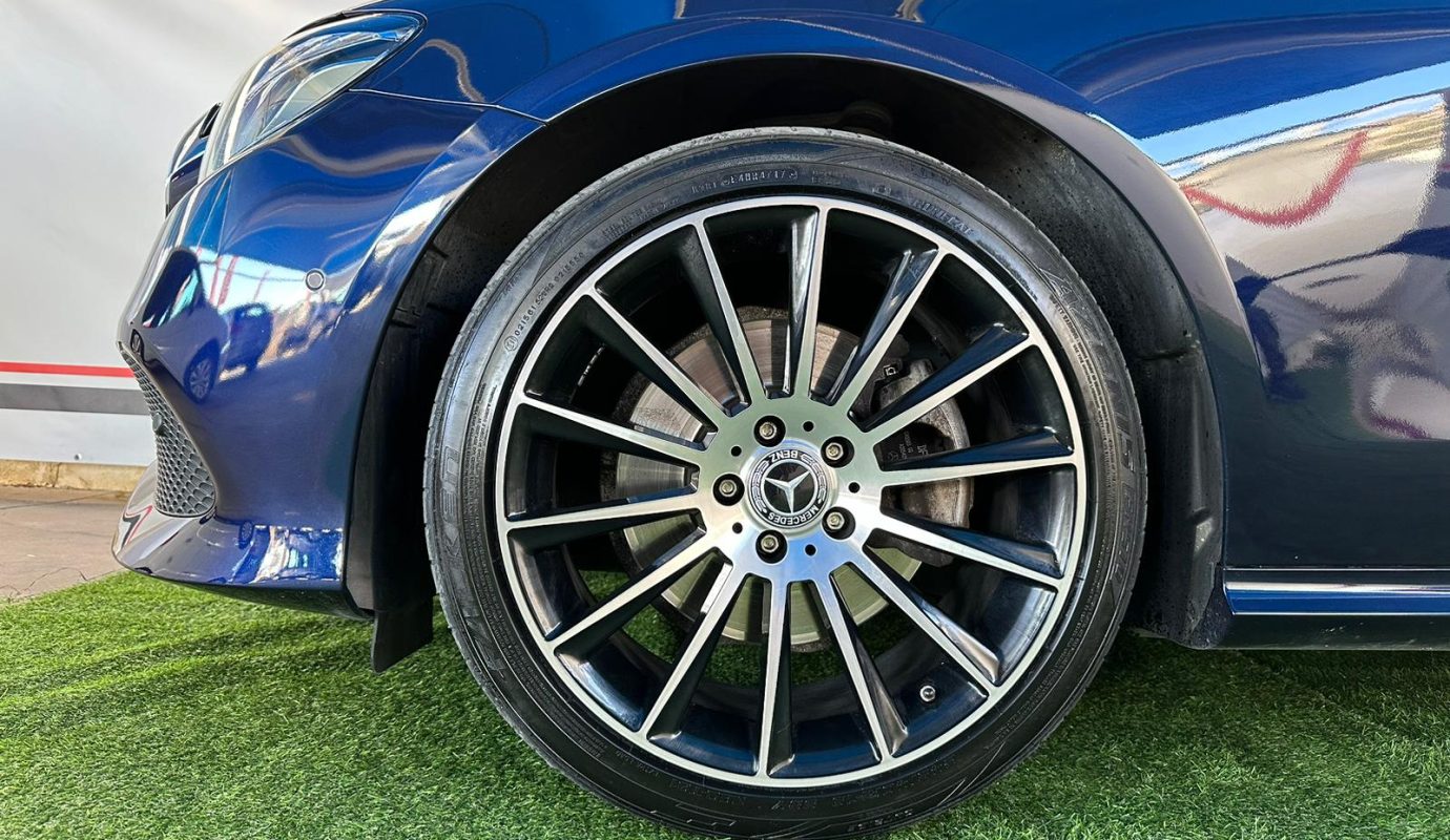 MERCEDES  E COUPE
