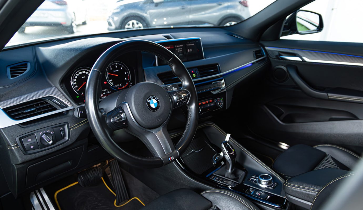BMW X 2 PAK M
