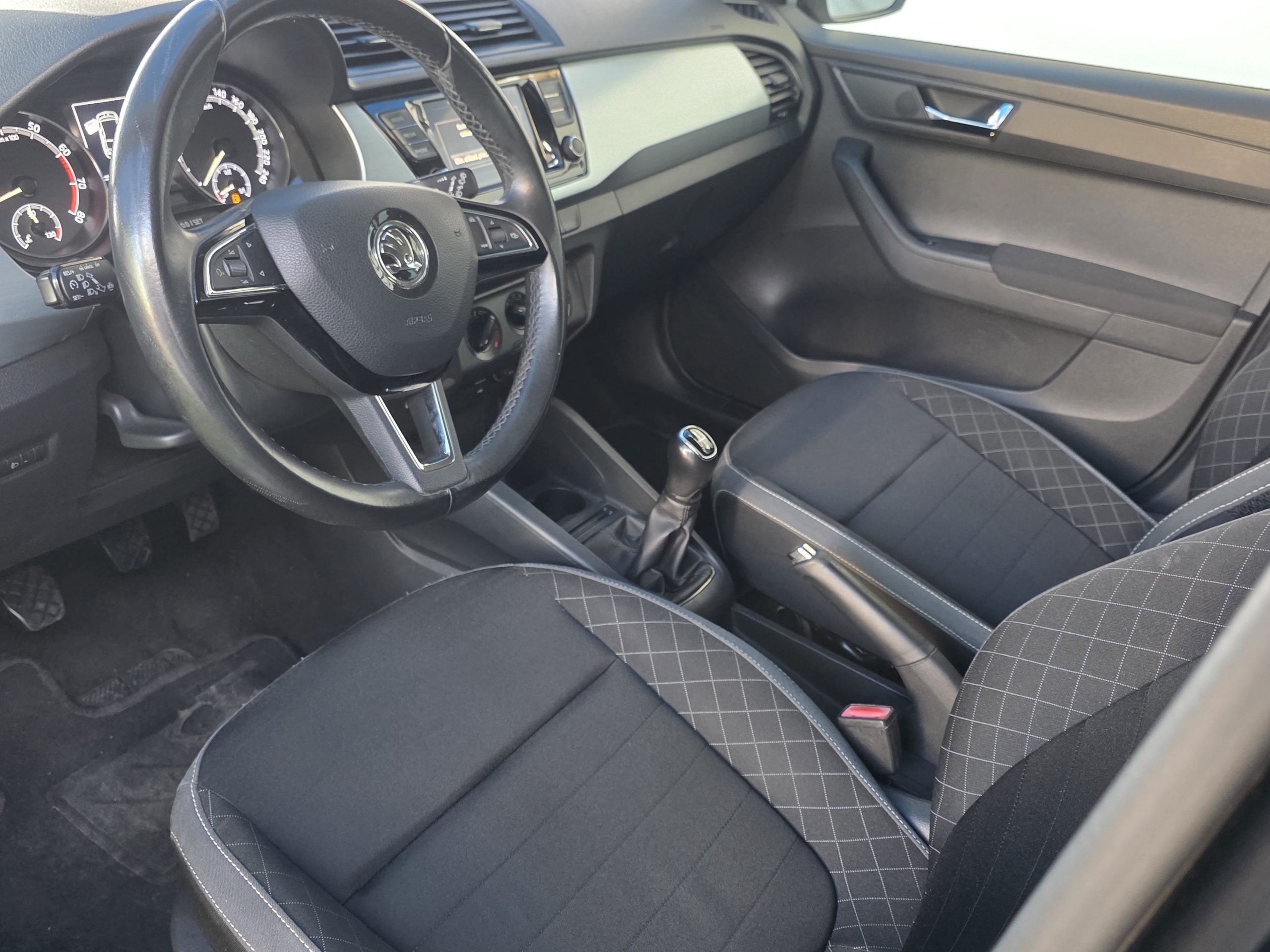SKODA FABIA 1.0 TSI AMBITION