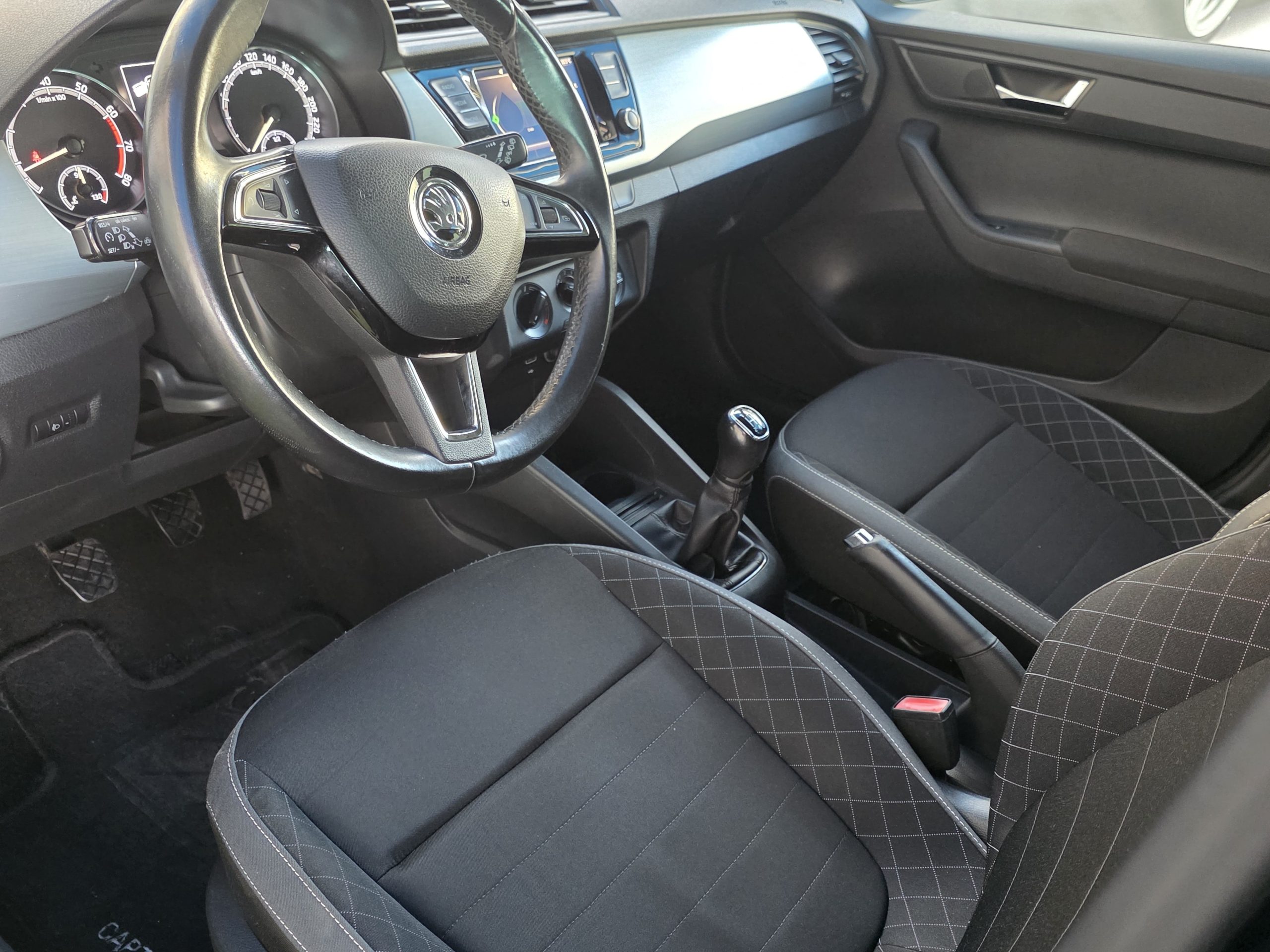 SKODA FABIA 1.0 TSI AMBITION