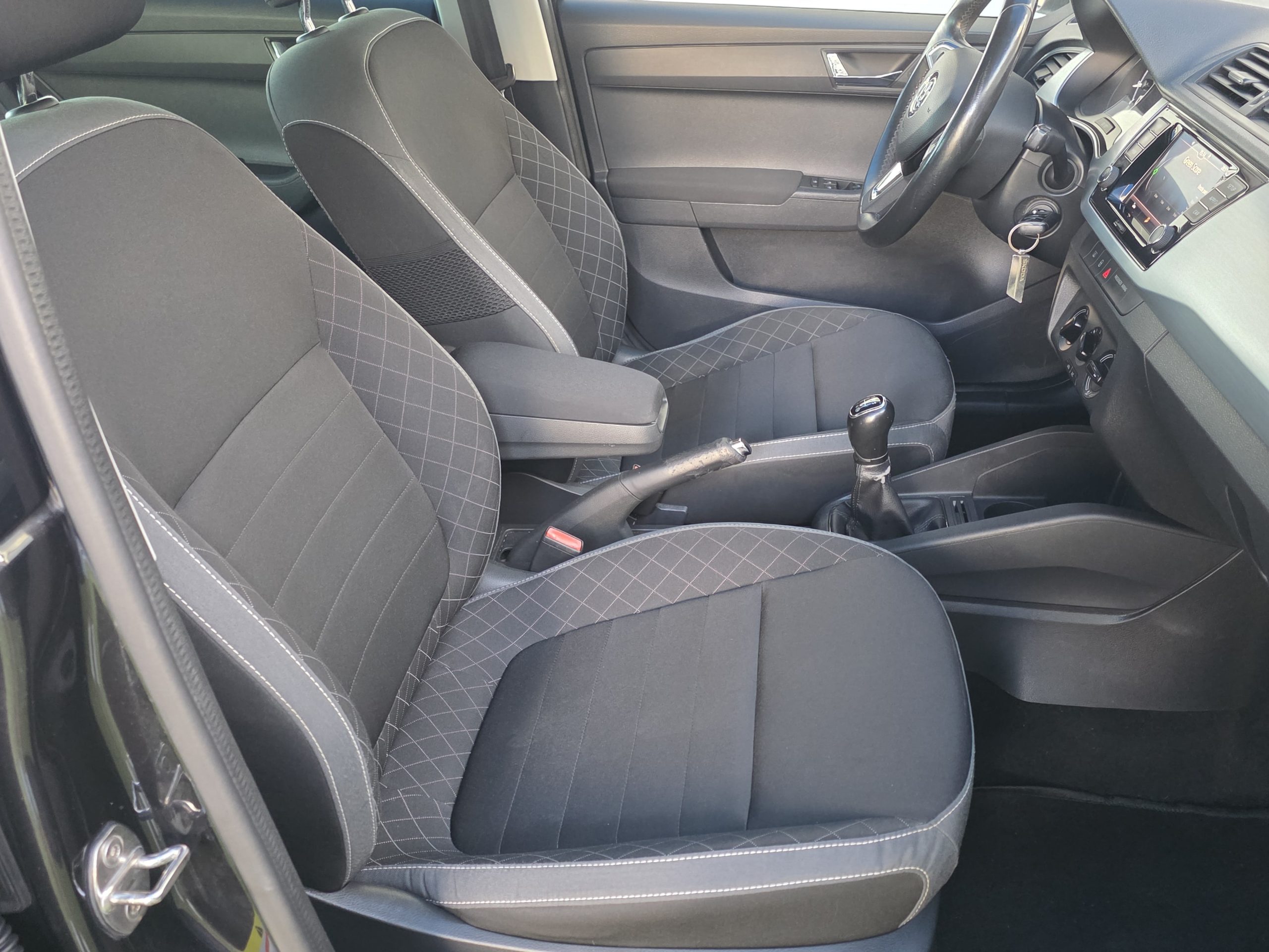 SKODA FABIA 1.0 TSI AMBITION
