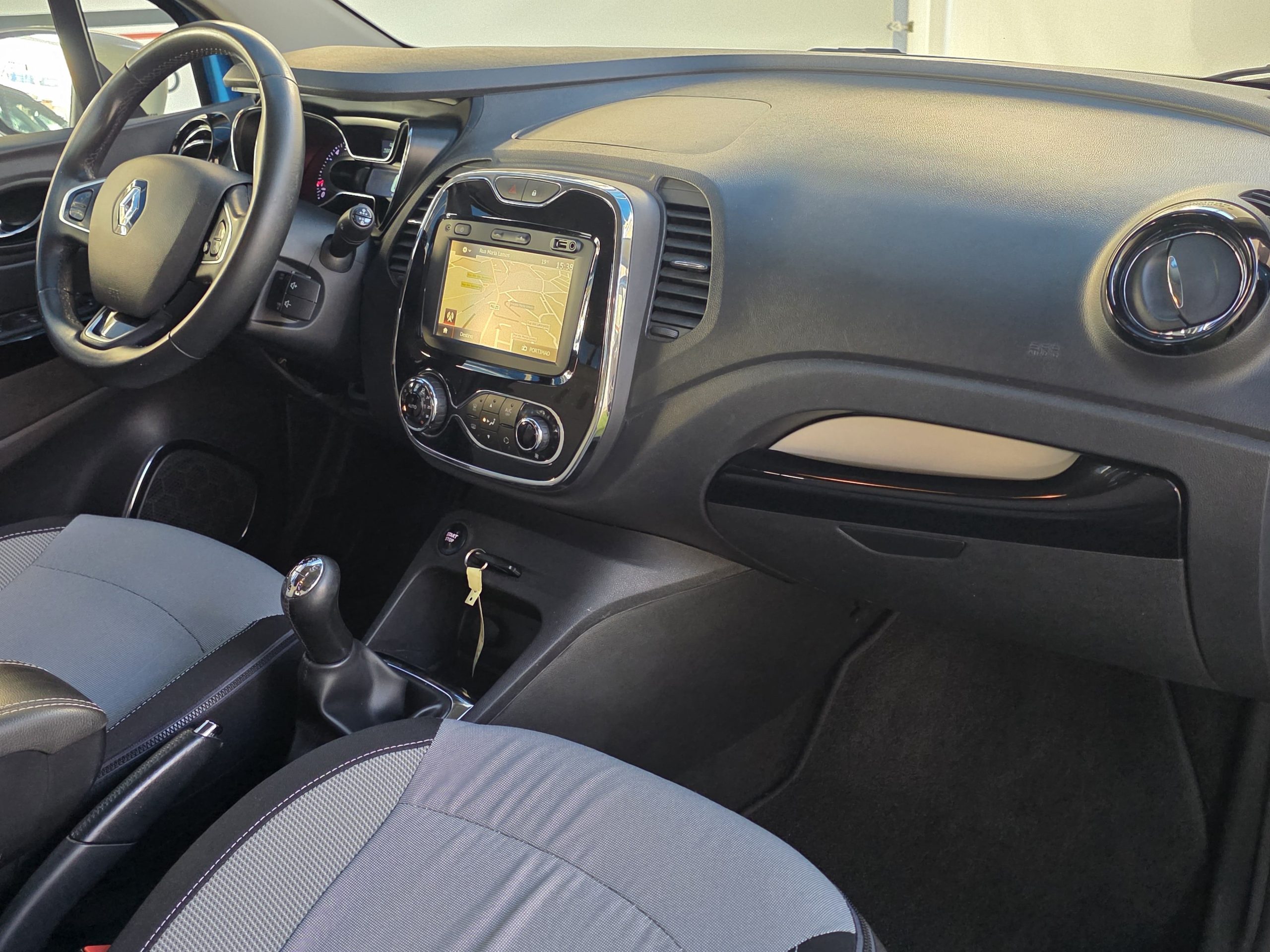 RENAULT CAPTUR 0,9 TCE DYNAMIQUE