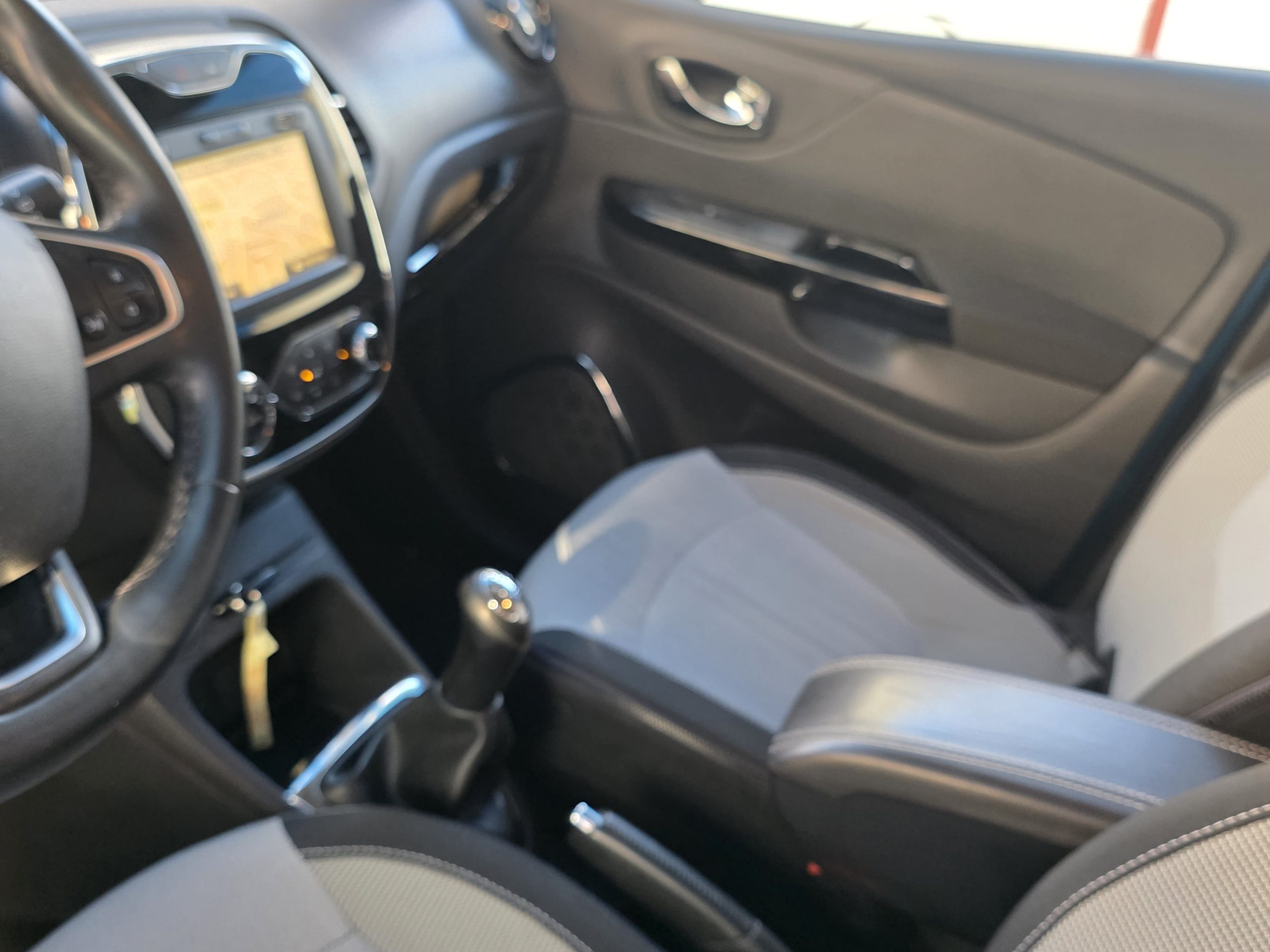 RENAULT CAPTUR 0,9 TCE DYNAMIQUE