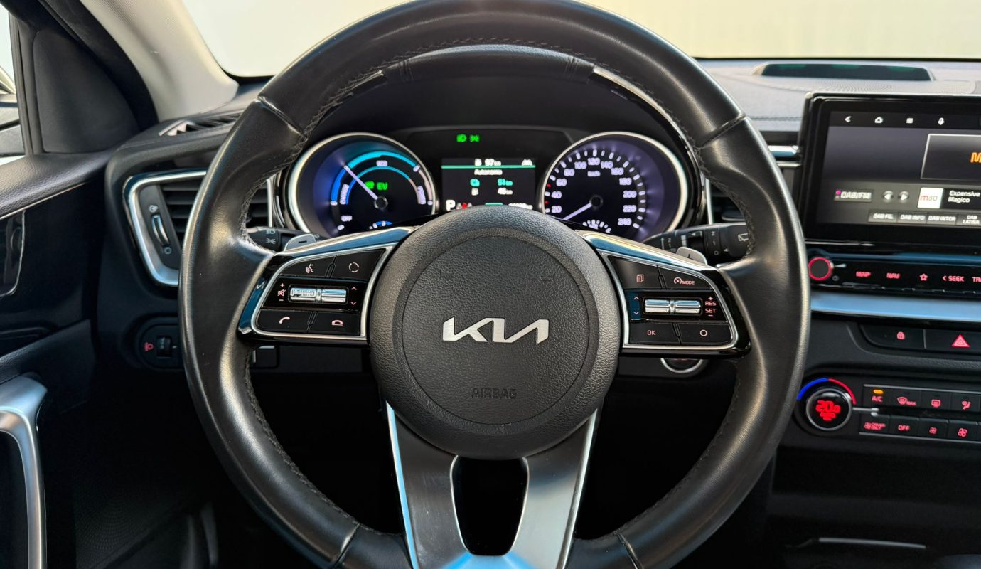 KIA XCEED 1.6 HIBRIDO PLUNG-IN PHEV DRIVE  AUTOMATICO