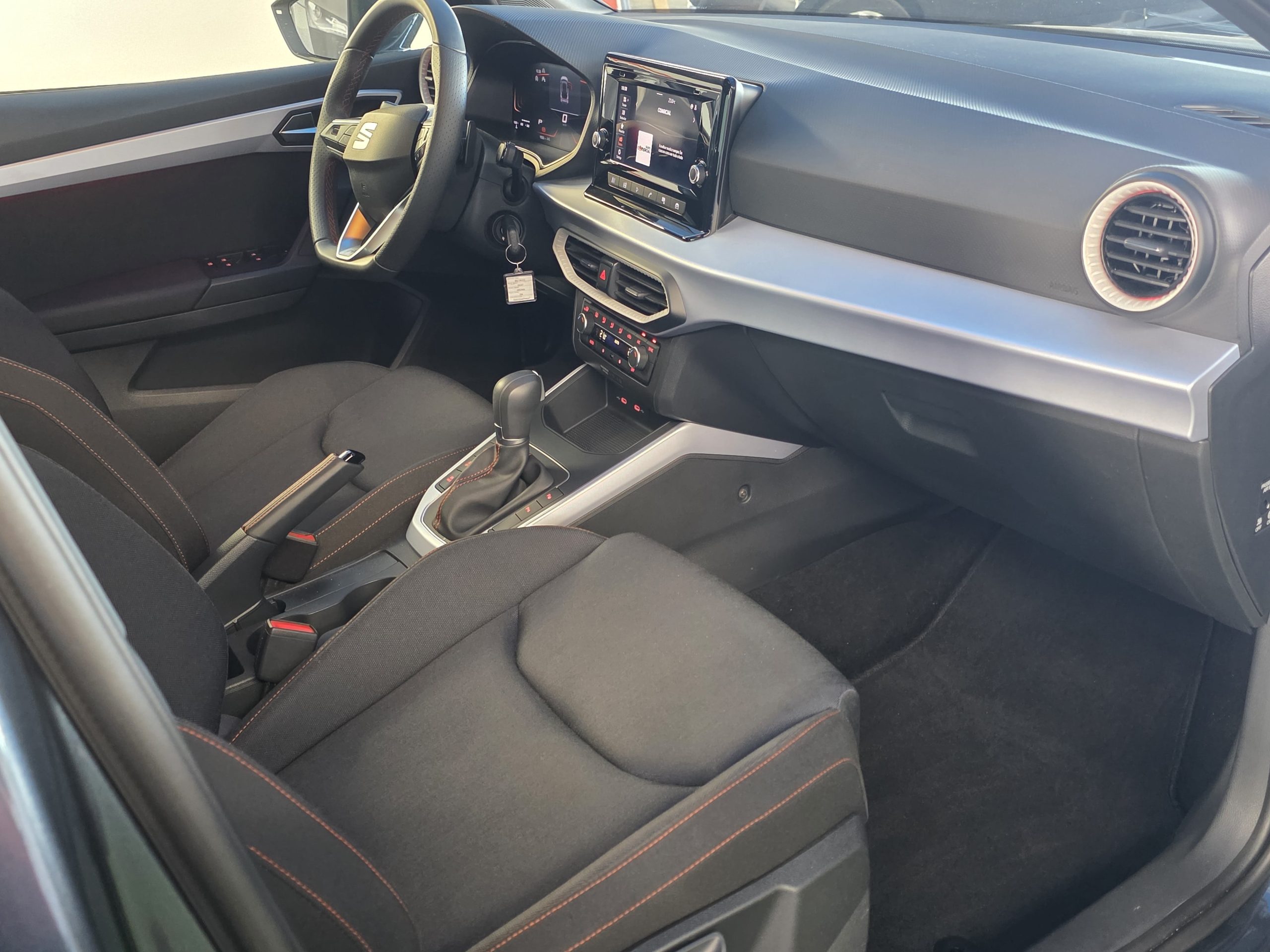SEAT ARONA 1.0 TSI FR AUTOMATICO