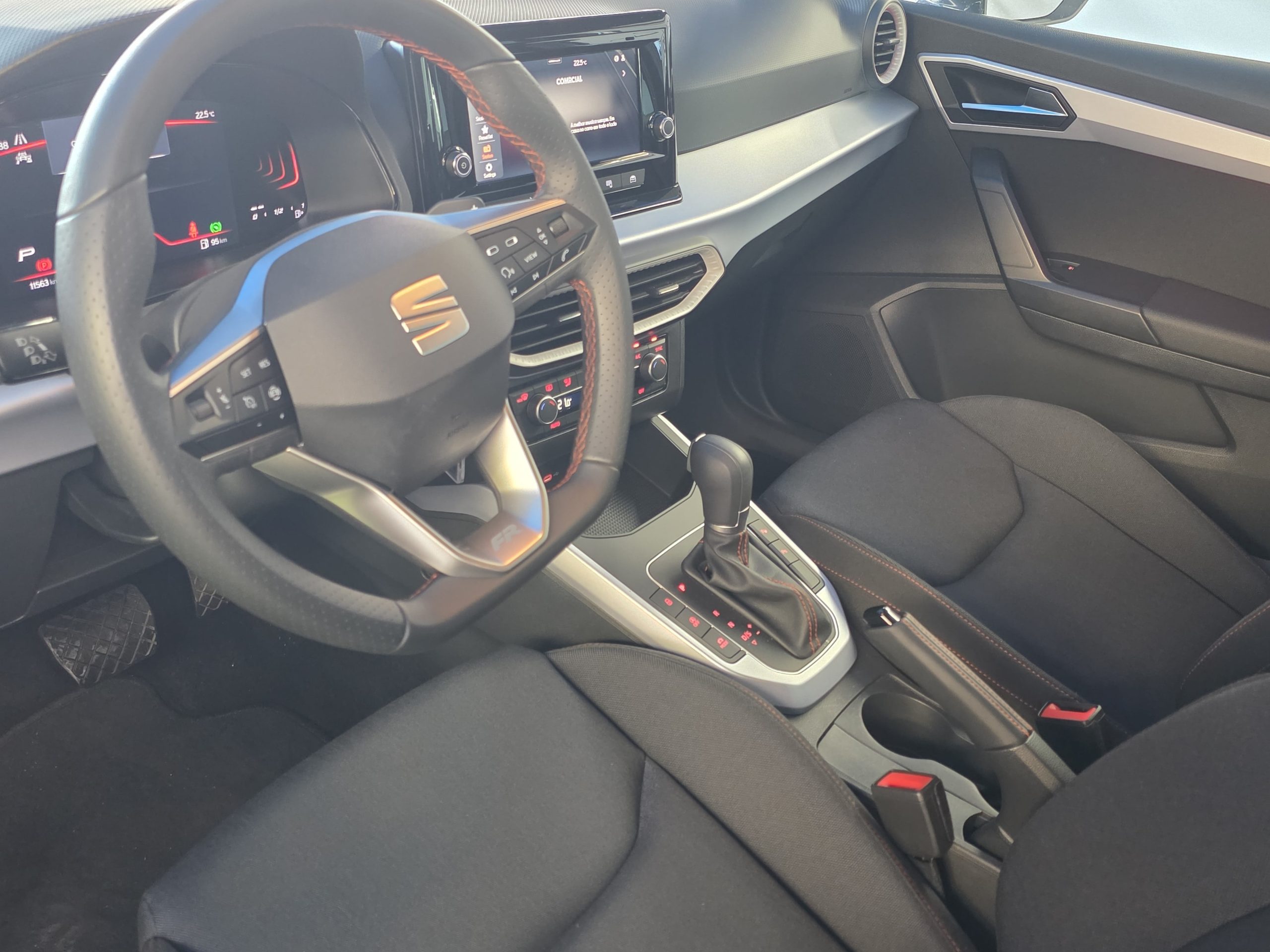 SEAT ARONA 1.0 TSI FR AUTOMATICO