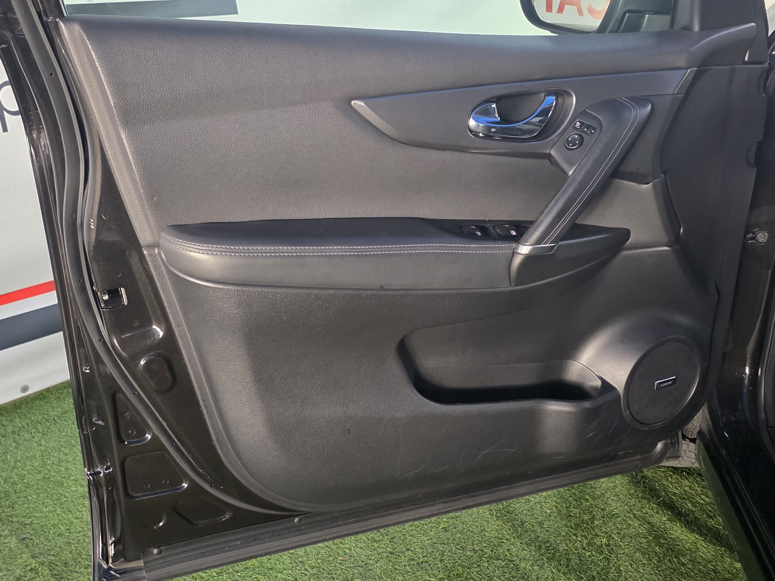 NISSAN QASHQAI TEKNA PREMIUM