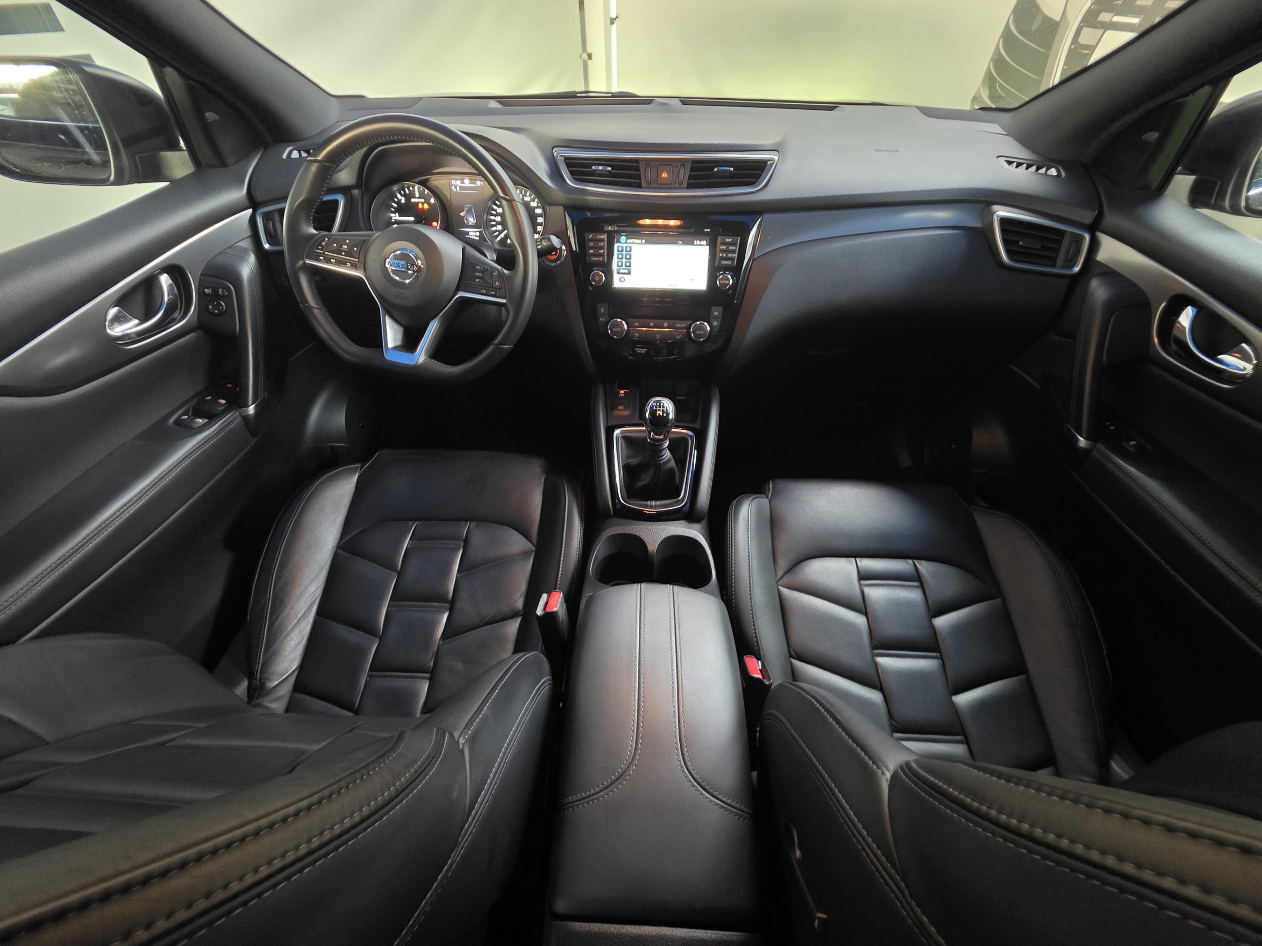 NISSAN QASHQAI TEKNA PREMIUM