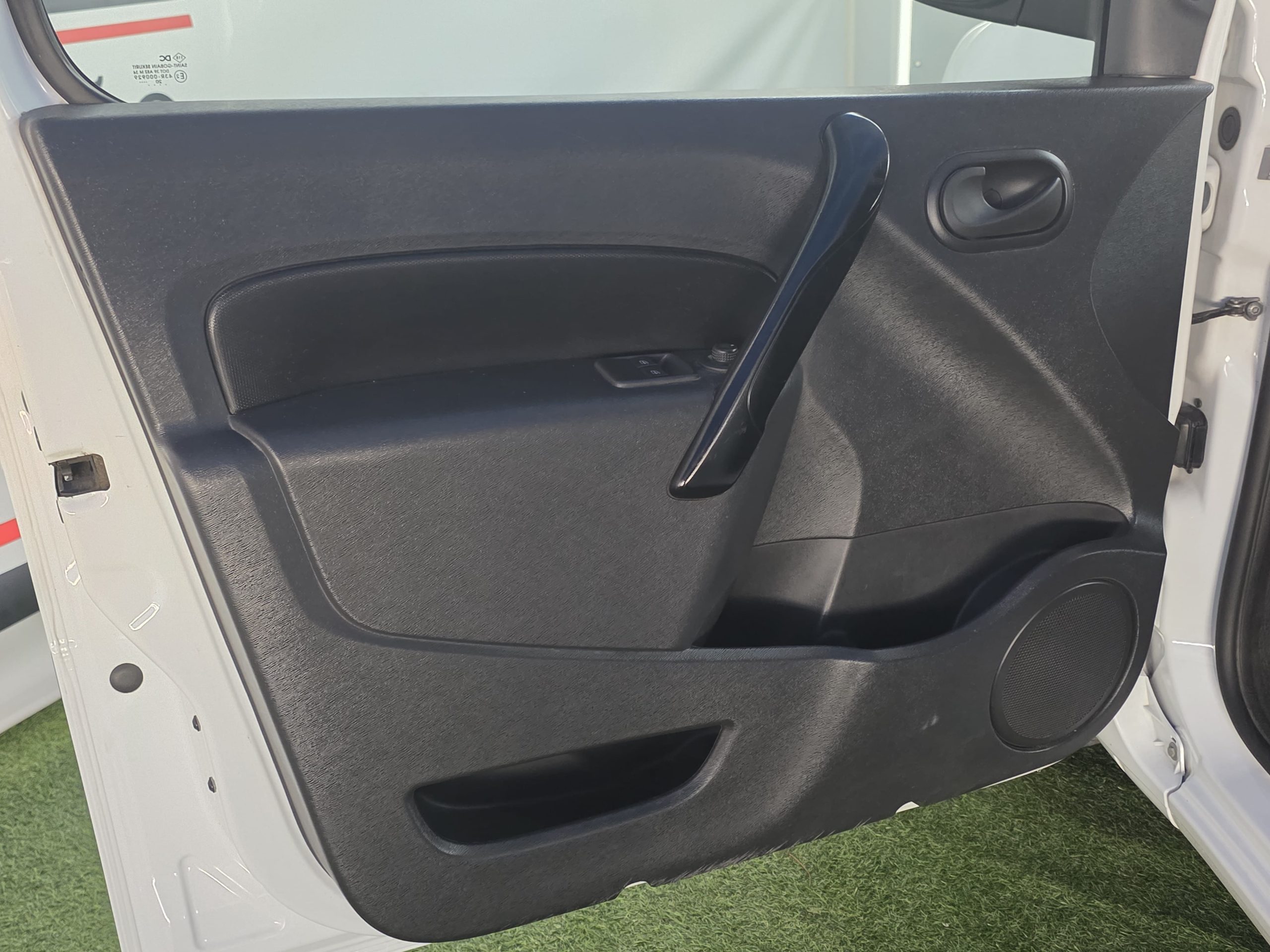 RENAULT KANGO 1.5 DCI 3 LUGARES