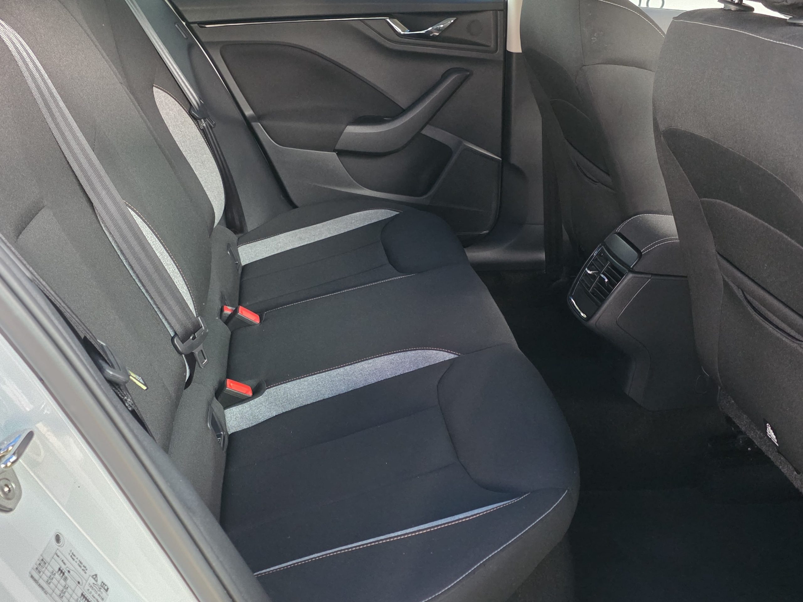 SKODA KAMIQ 1.0 TSI SELECTION DSG
