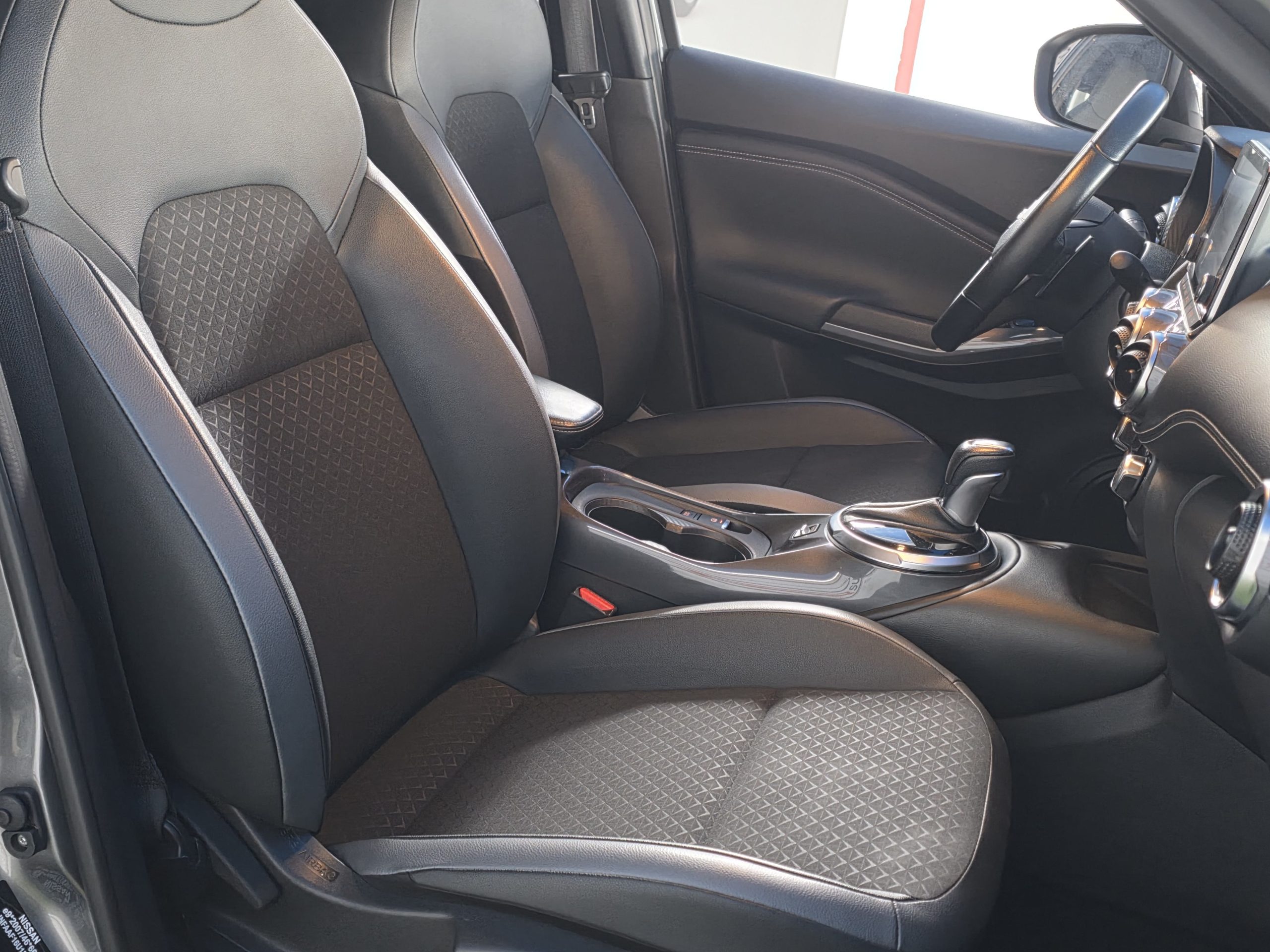 NISSAN JUKE 1.0 DIG-T N-CONNECTA  AUTOMATICO