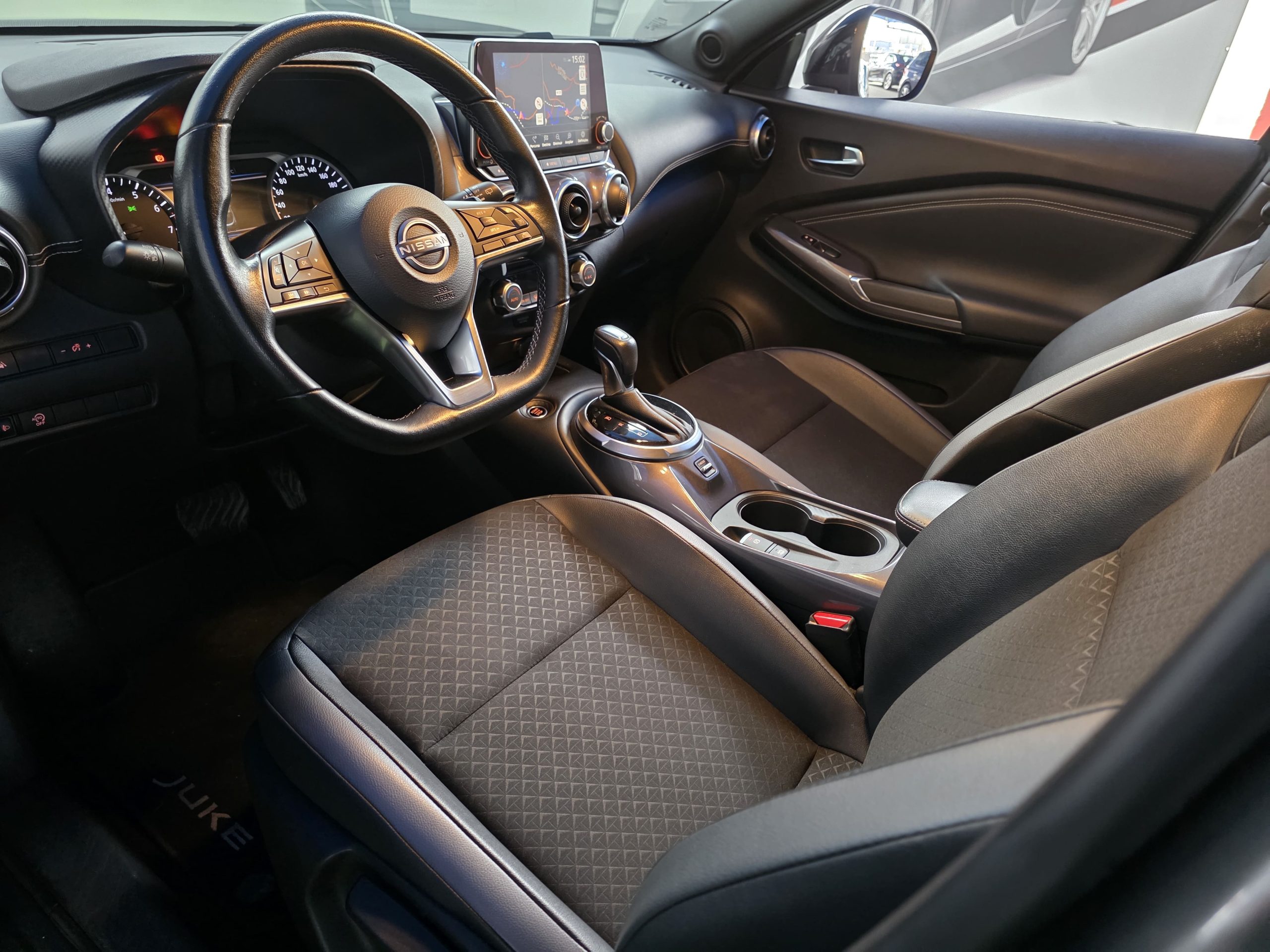 NISSAN JUKE 1.0 DIG-T N-CONNECTA  AUTOMATICO