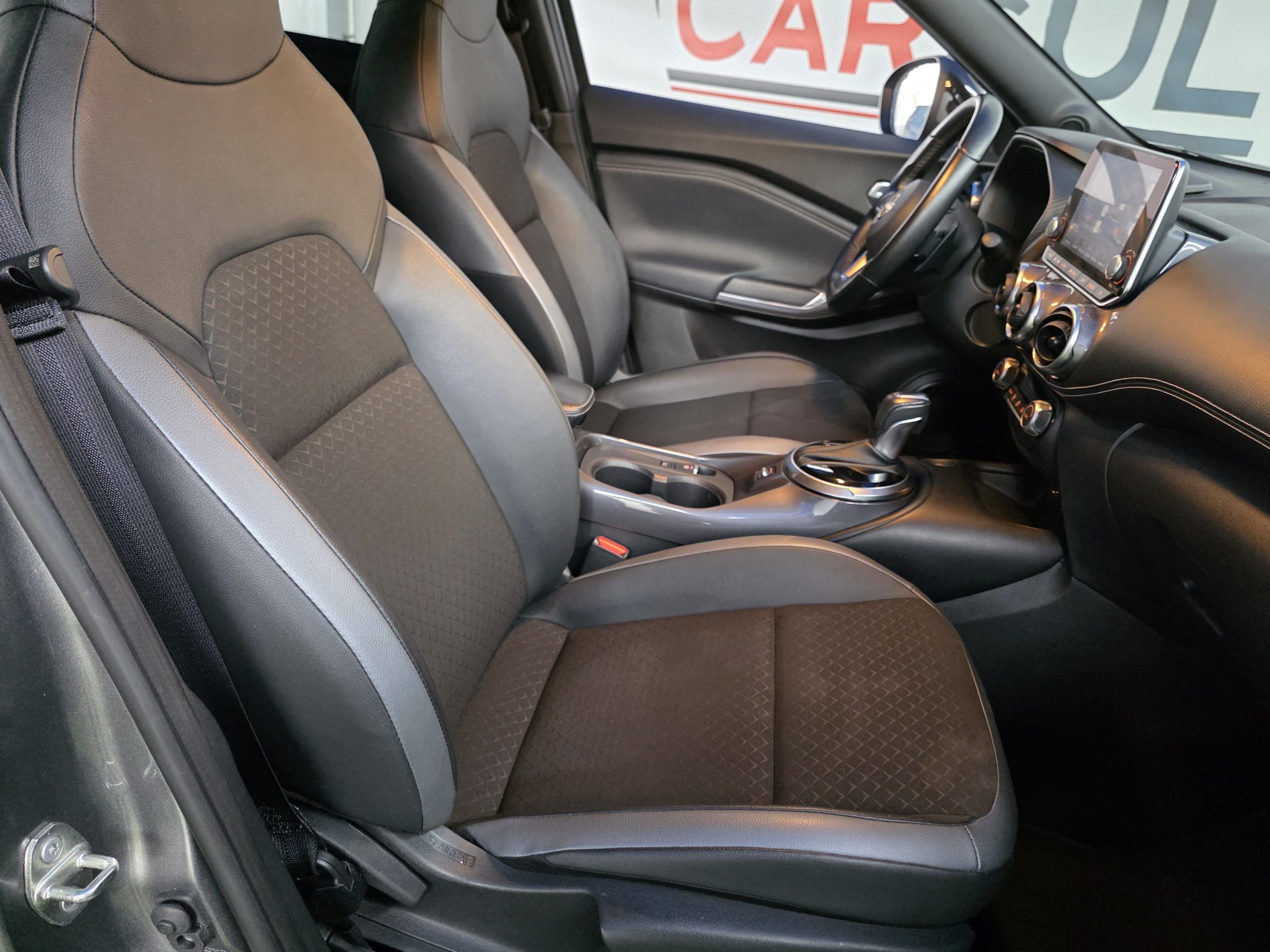 NISSAN JUKE 1.0 DIG-T N-CONNECTA  AUTOMATICO