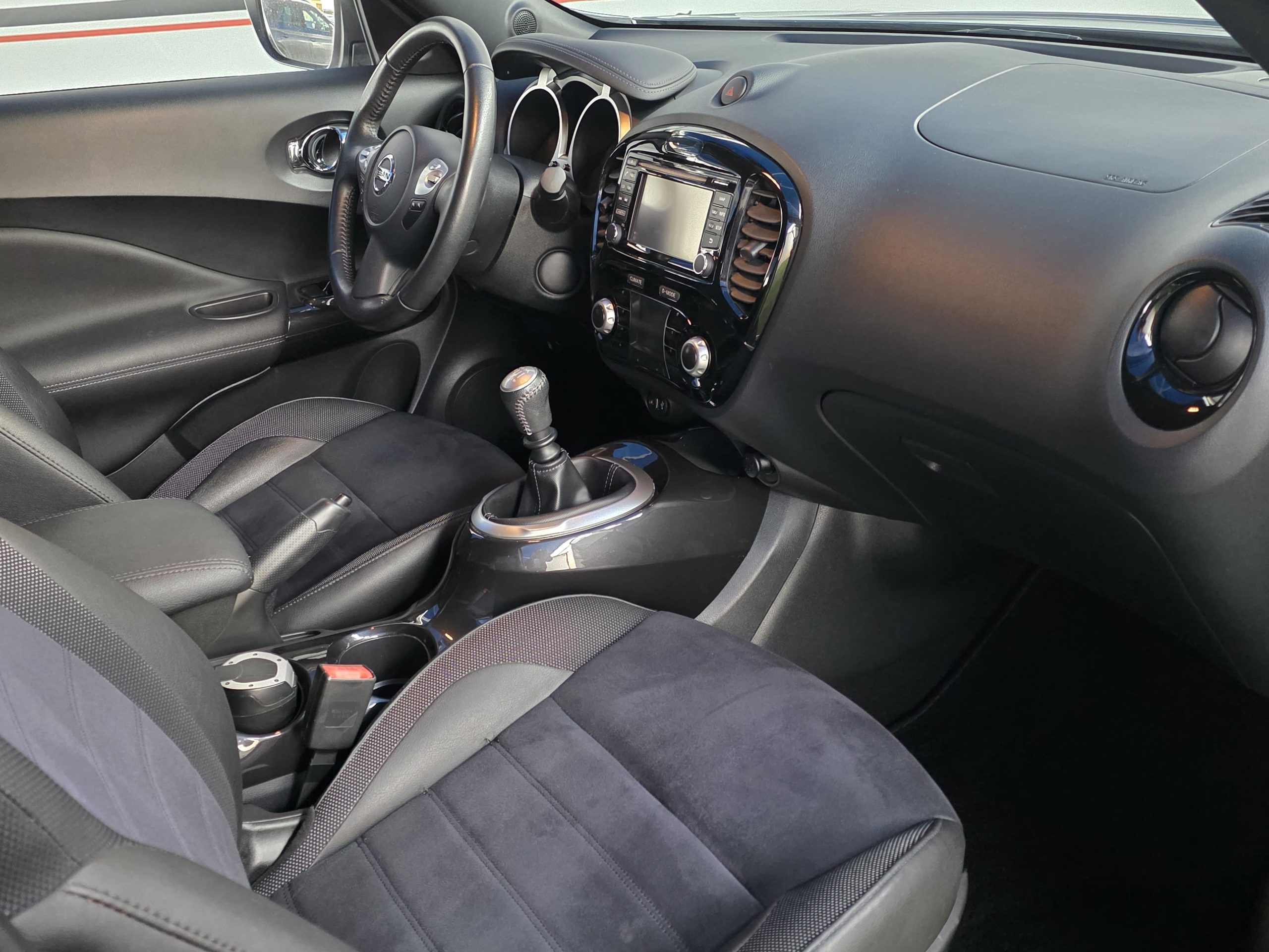 NISSAN JUKE 1.2  DIG-T TEKNA PREMIUM