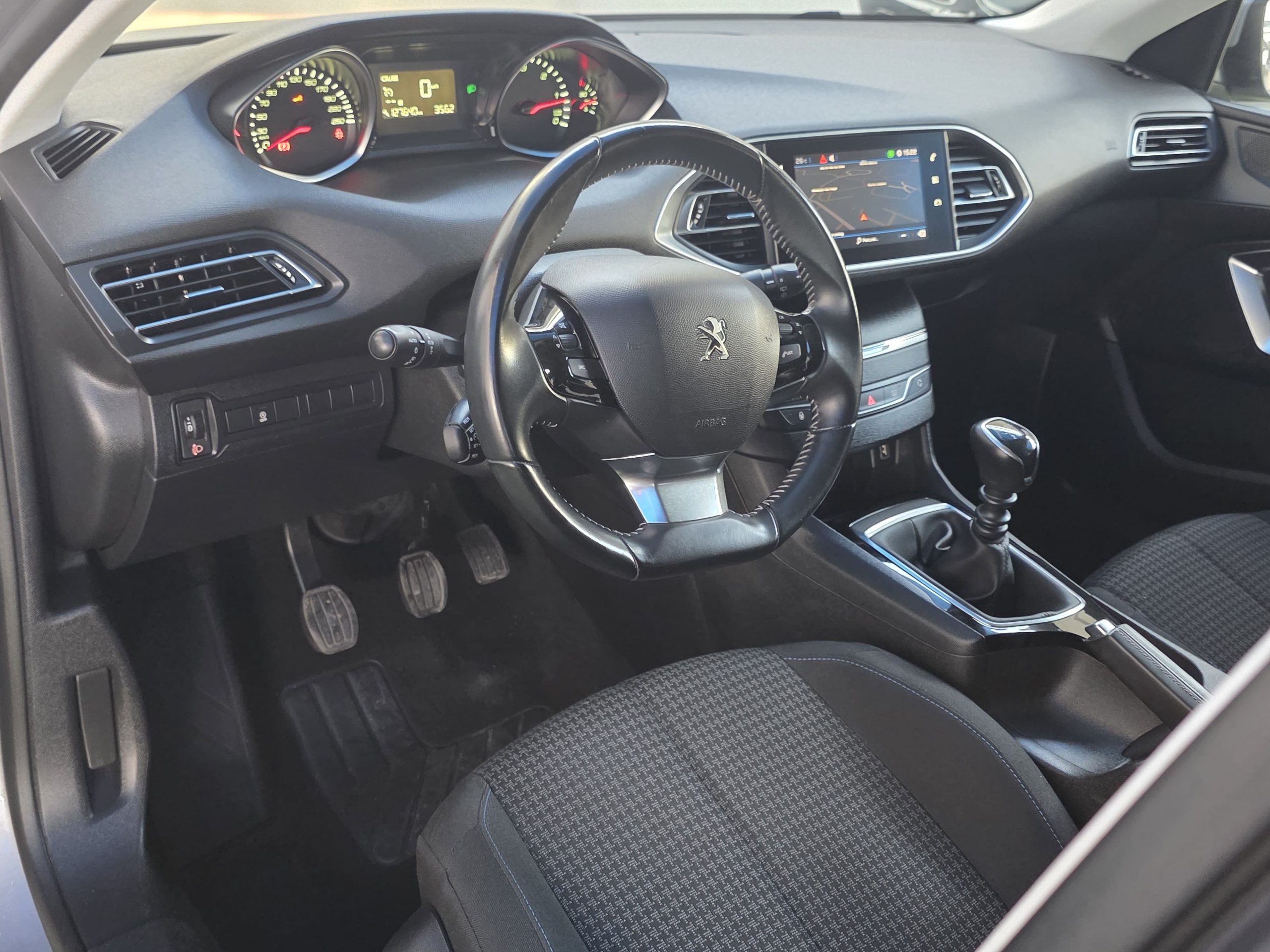 PEUGEOT 308 1.5 HDI STYLE