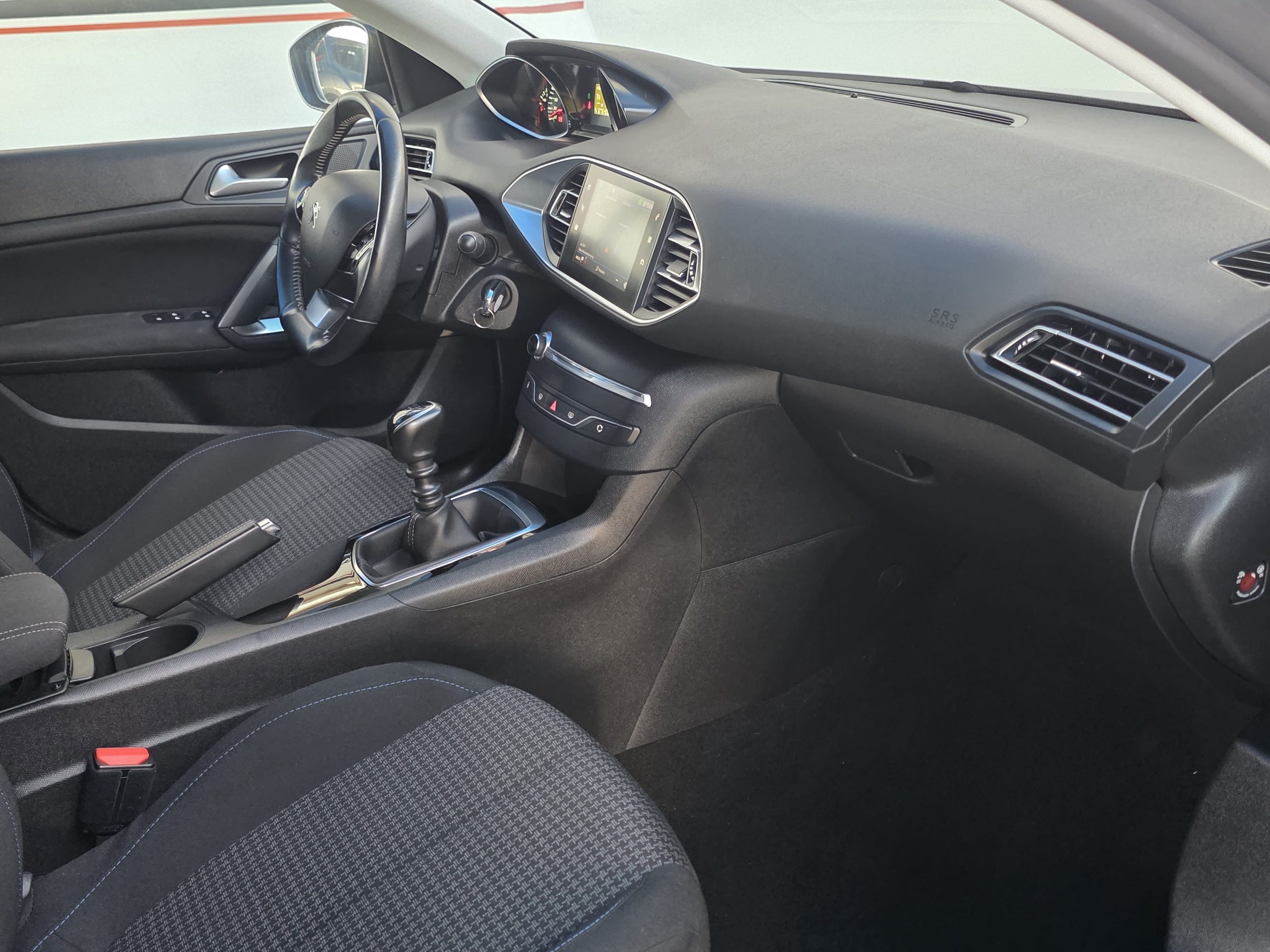 PEUGEOT 308 1.5 HDI STYLE