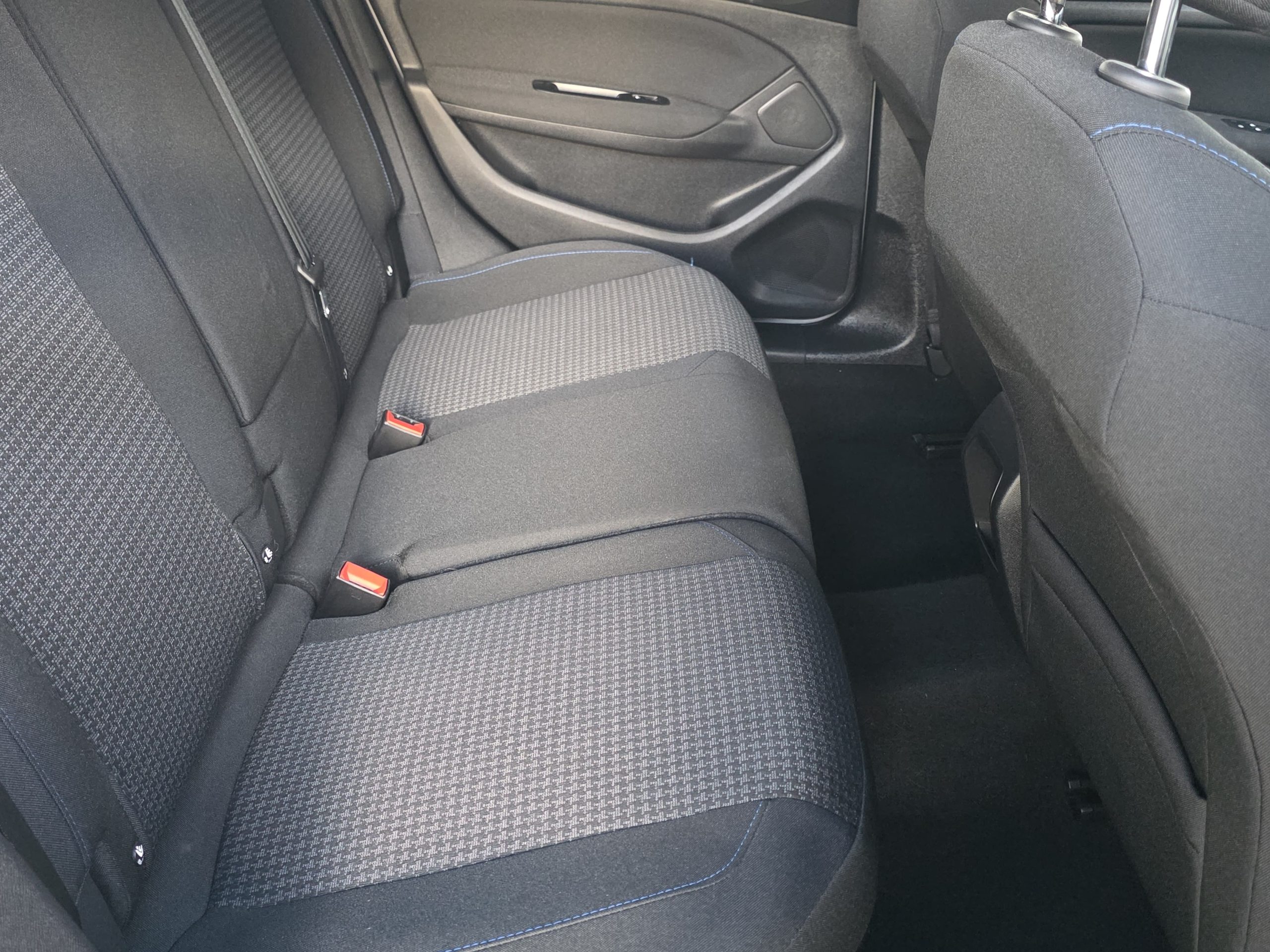 PEUGEOT 308 1.5 HDI STYLE