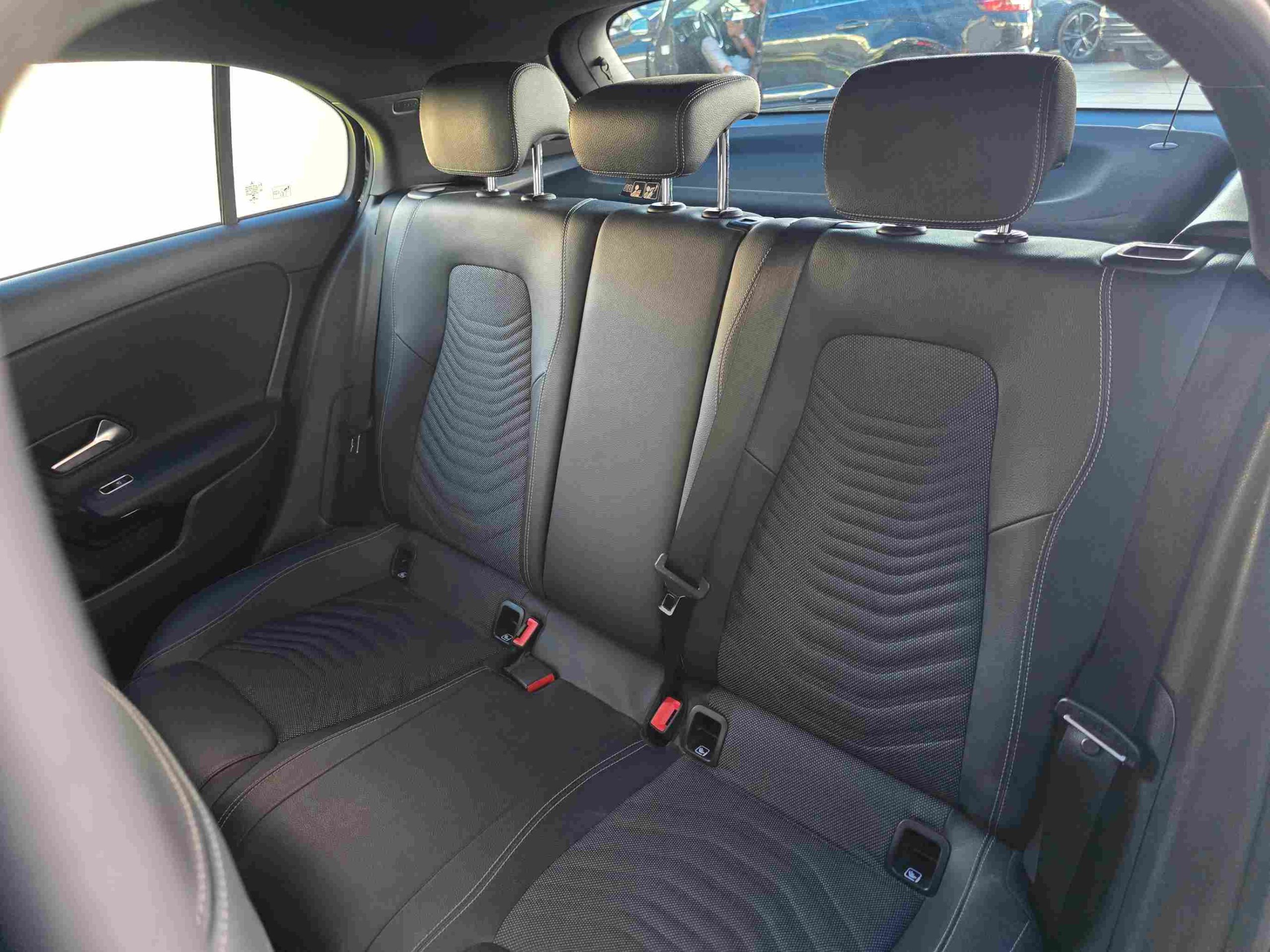 MERCEDES  A 180   AUTOMATICO