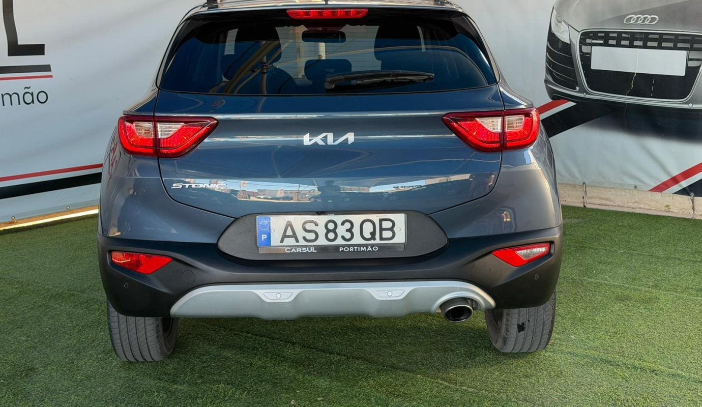 KIA STONIC 1.2 DYNAMIC