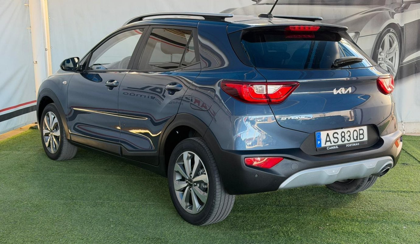 KIA STONIC 1.2 DYNAMIC