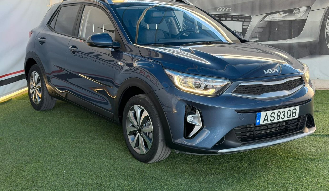 KIA STONIC 1.2 DYNAMIC
