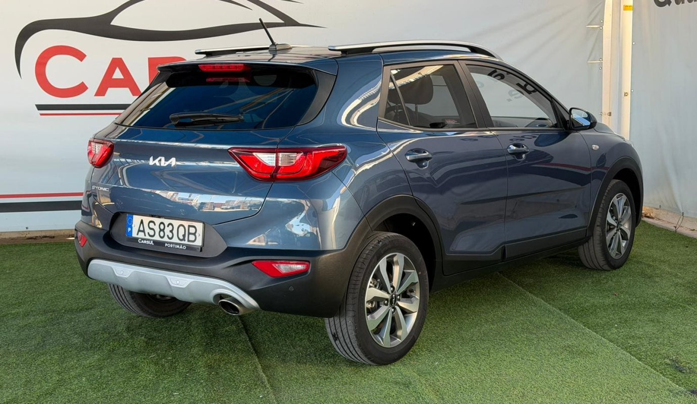 KIA STONIC 1.2 DYNAMIC