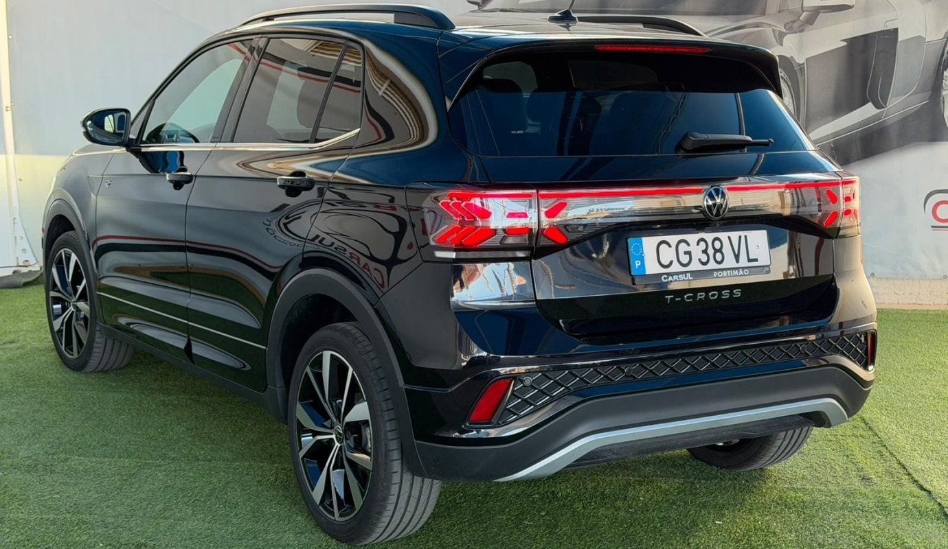 VW T-CROSS R LINE 1. 0  DSG  AUTOMATICO