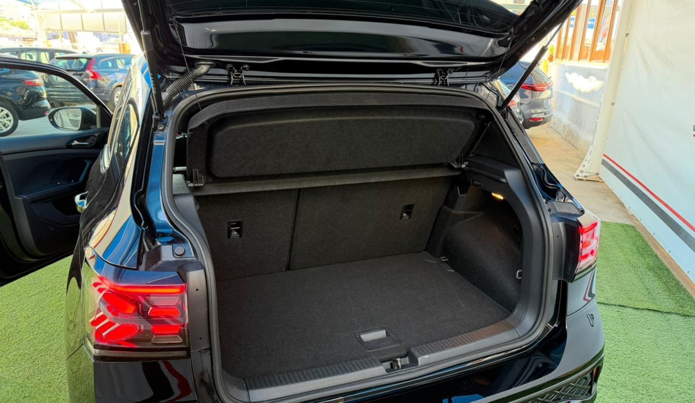 VW T-CROSS R LINE 1. 0  DSG  AUTOMATICO