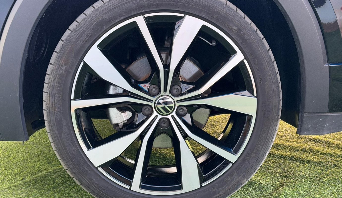 VW T-CROSS R LINE 1. 0  DSG  AUTOMATICO