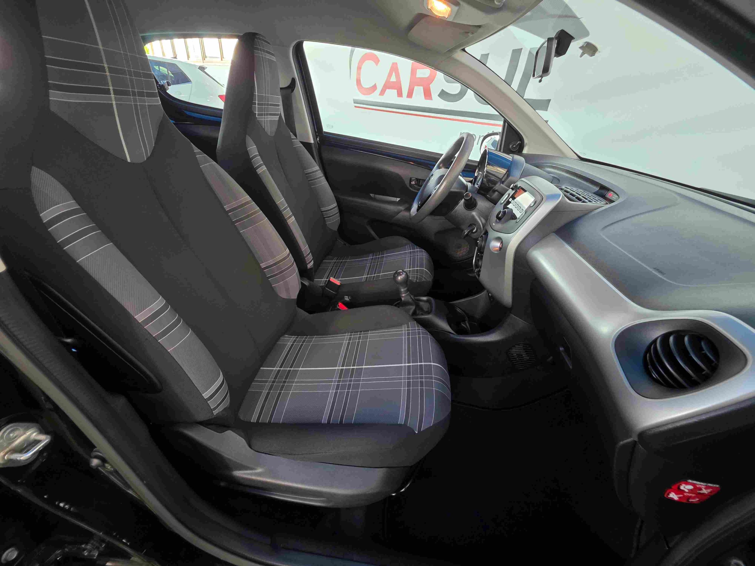 PEUGEOT    108 1.0