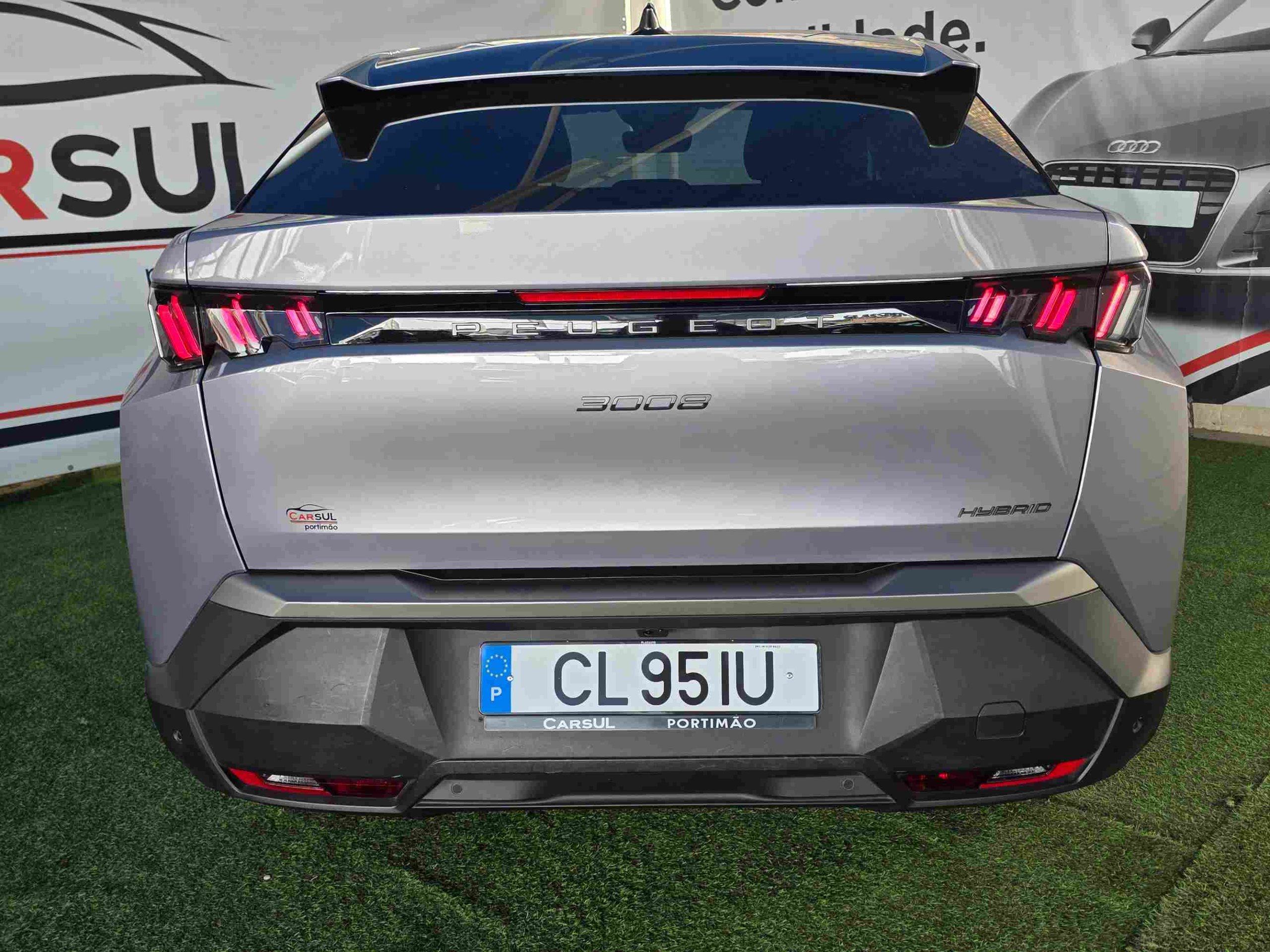PEUGEOT 3008 1.2 HIBRIDO ALLUR